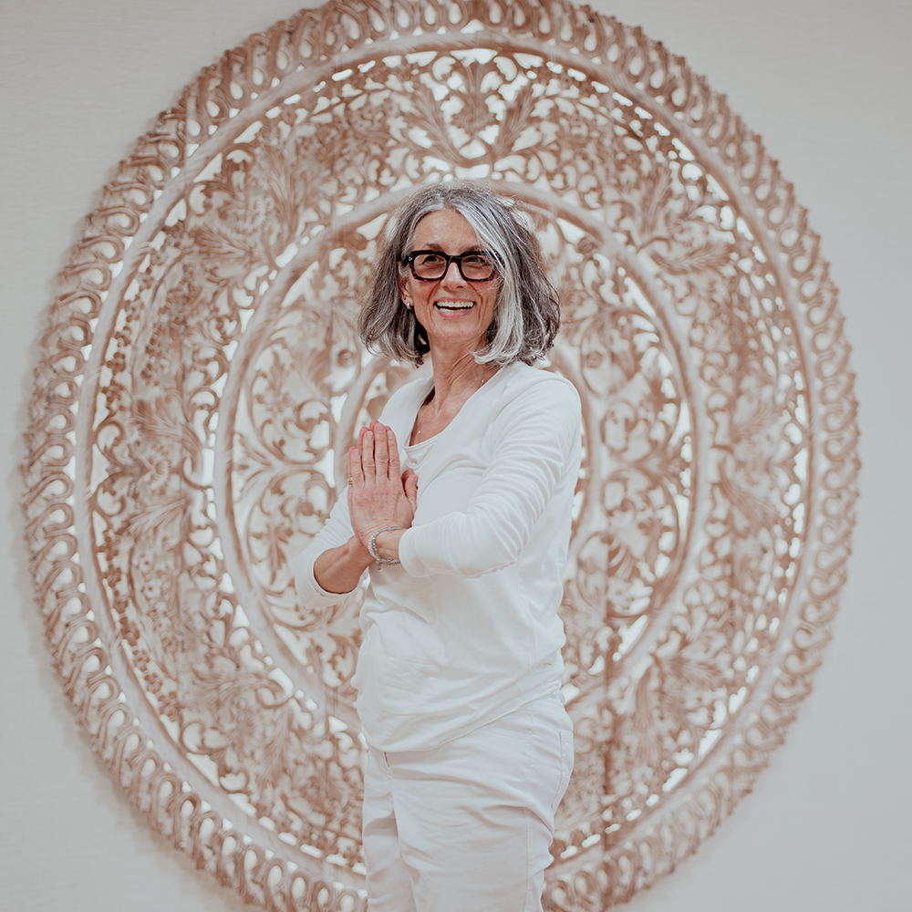 Sabine Renz | Klangschalenmassage & -meditation