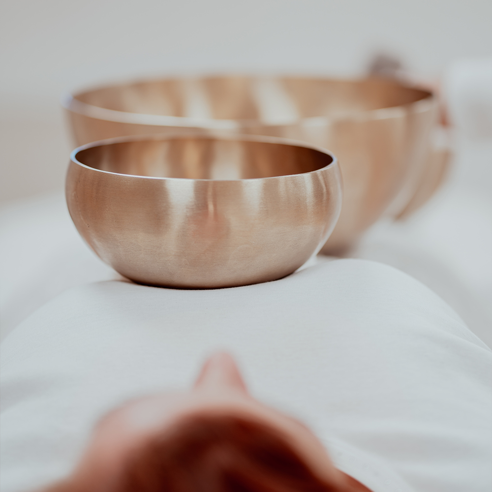 Sabine Renz | Klangschalenmassage & -meditation