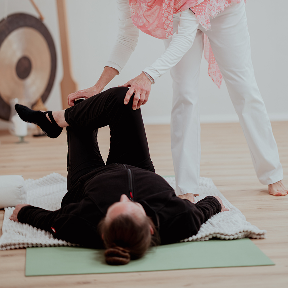 Sabine Renz | Klangschalenmassage & -meditation