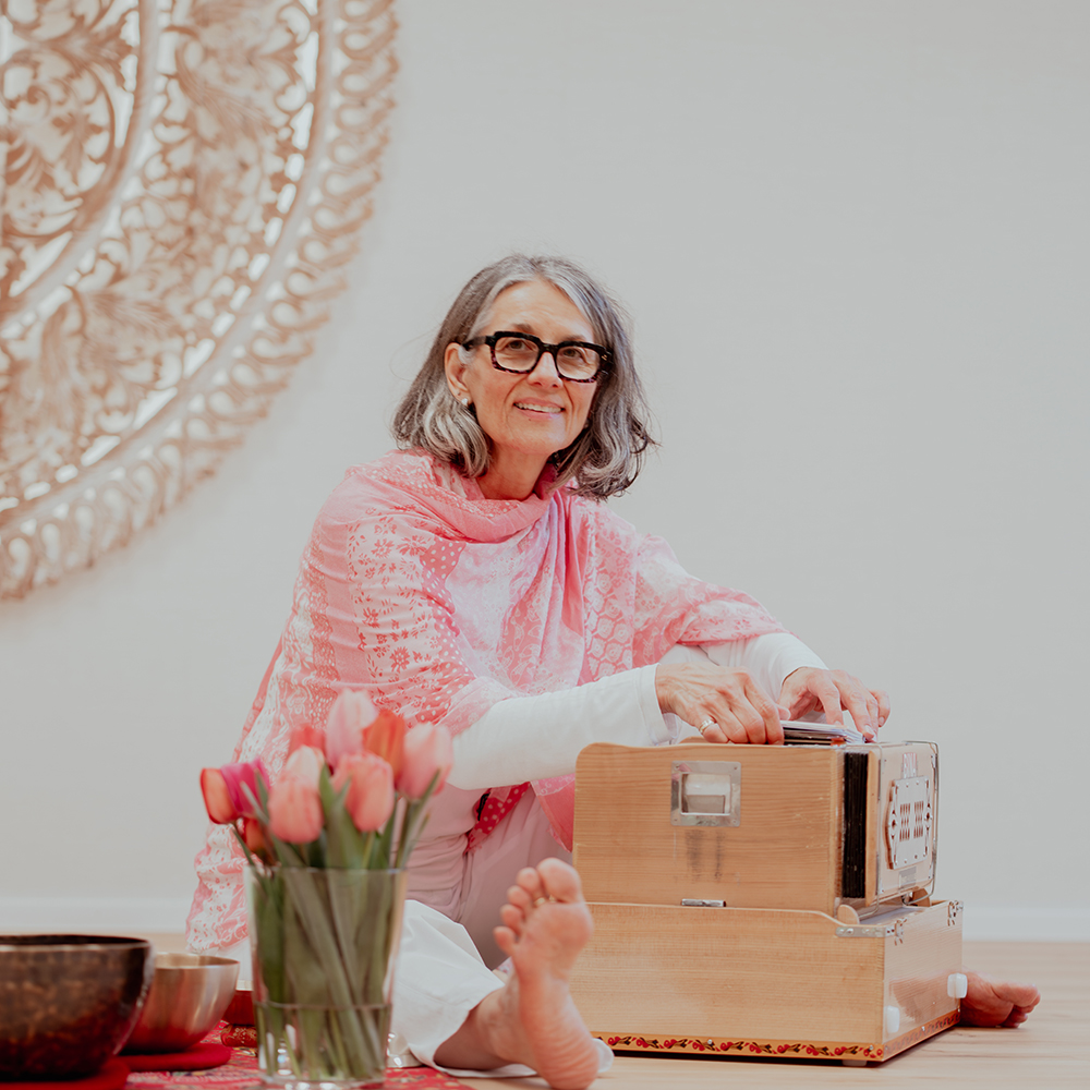 Sabine Renz | Klangschalenmassage & -meditation
